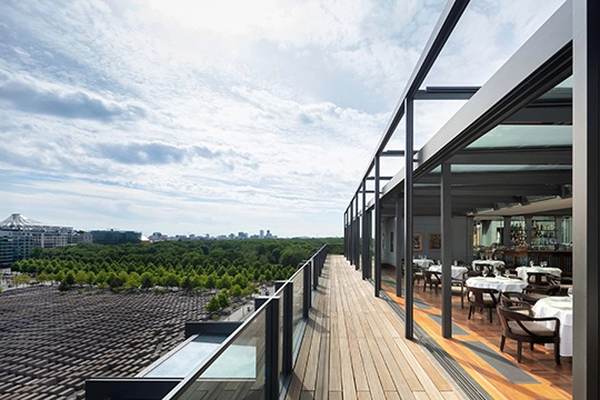 Schiebefenster cero China Club Berlin