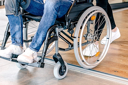 solarlux-überrollbare-bodenschiene
