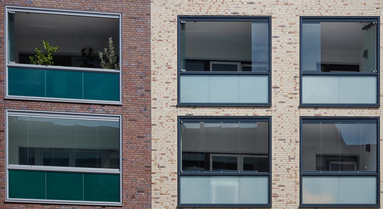 SL Plus — Balcony glazing and facades