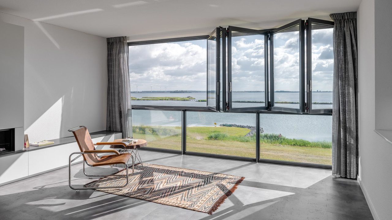 SL Modular — Balcony glazing and facades