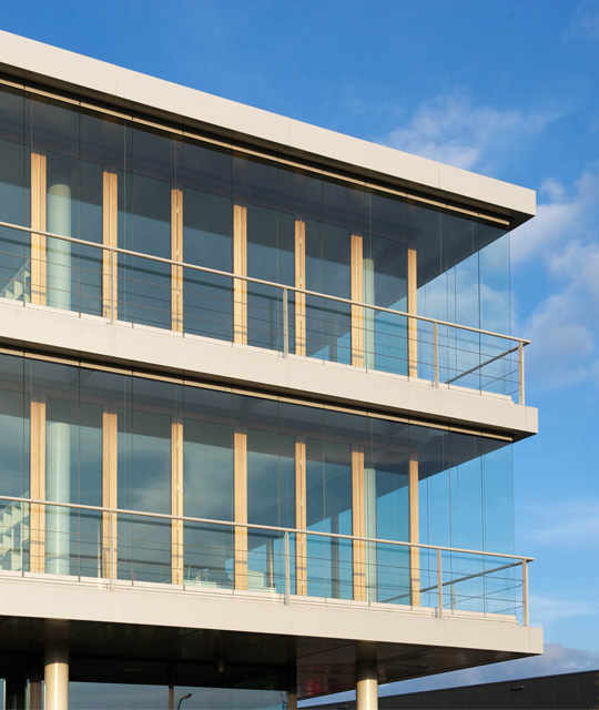 Foto vom Solarlux Gebäude in Niederlande