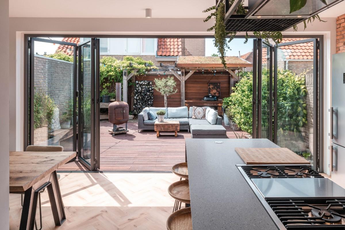 Bifold doors kitchen patio area