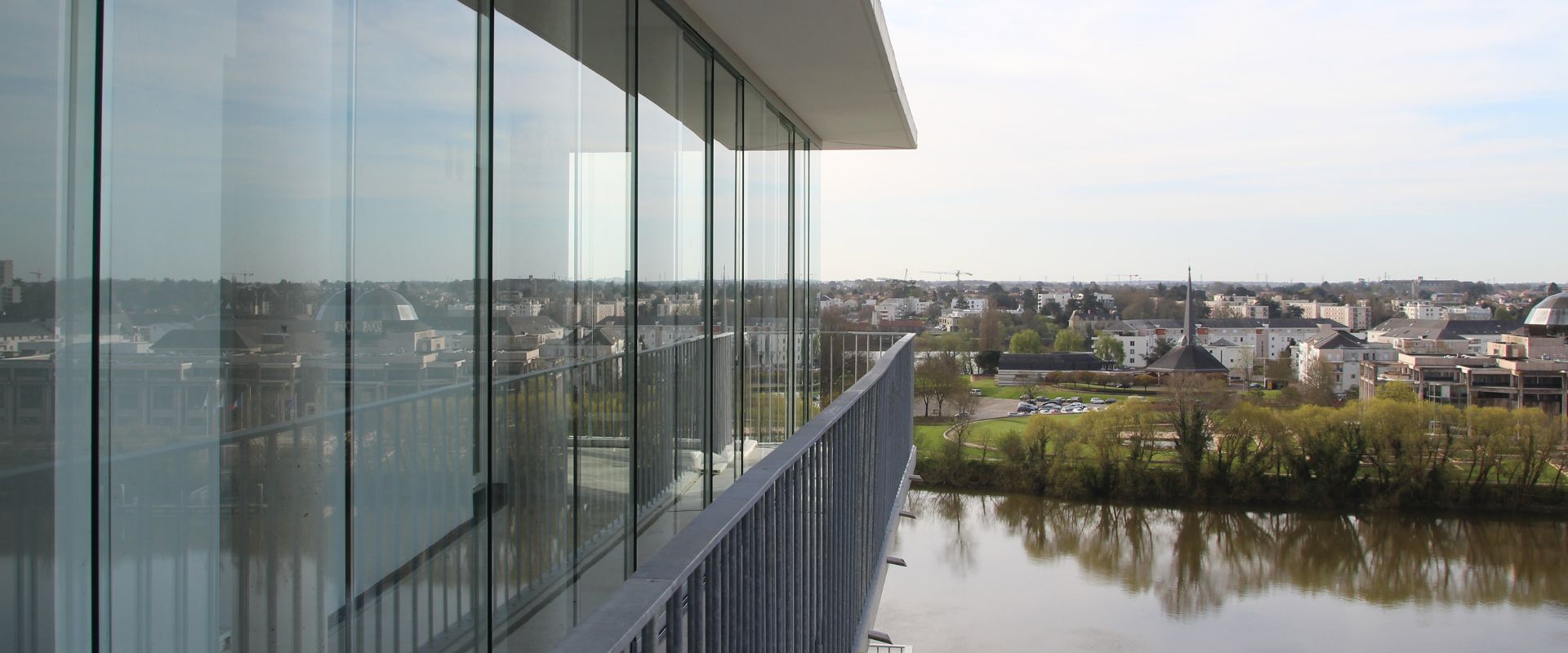 solution Proline de Solarlux comme fermeture de balcon à Nantes