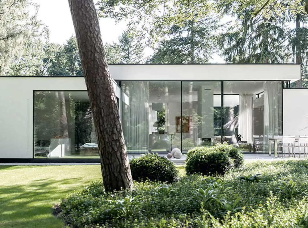 cero Schiebefenster Außenansicht mit Integralfenster