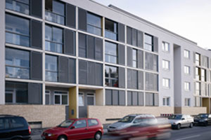 Schallschutz mit der Balkonverglasung SL 25 Modular