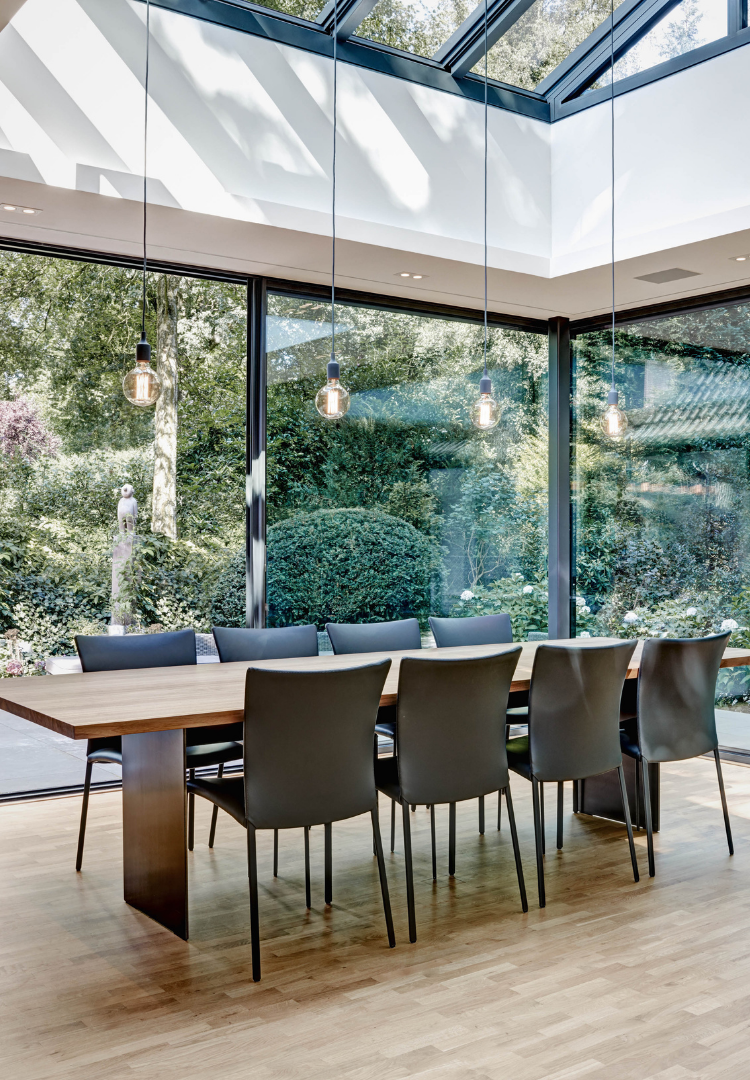 Sliding doors dining room