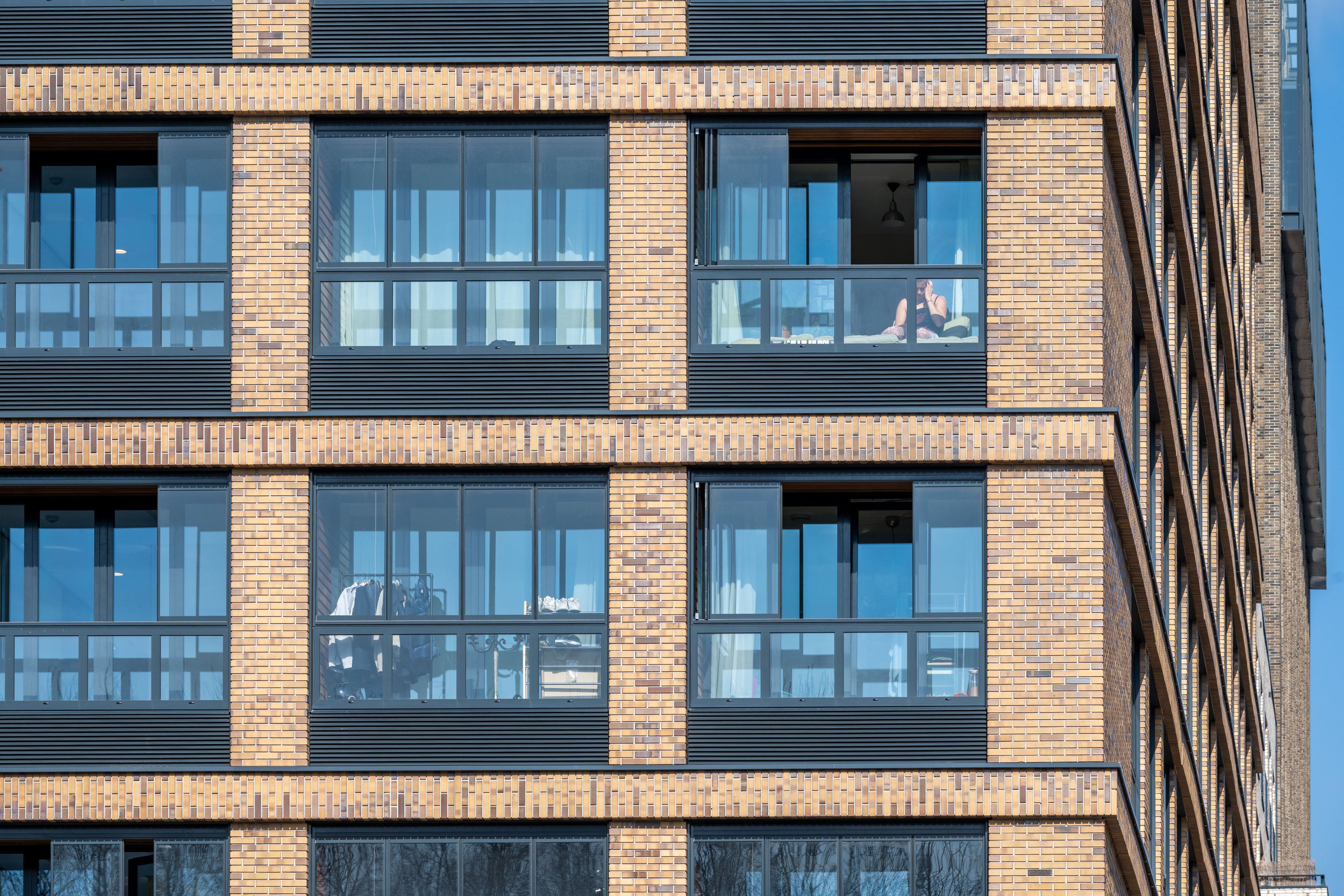 Solarlux balkonbeglazing bij project De Lieven in Amsterdam van Kenk Architecten