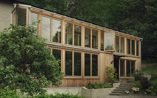 Uterum i trä hos en Solarlux kund. 