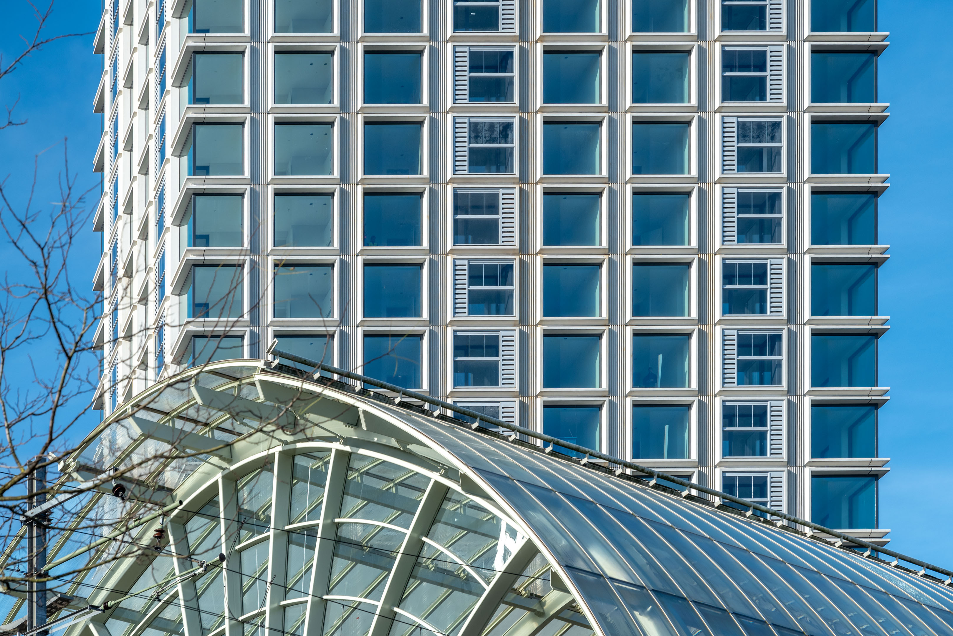 Solarlux balkonbeglazing bij project Crossroads Amsterdam