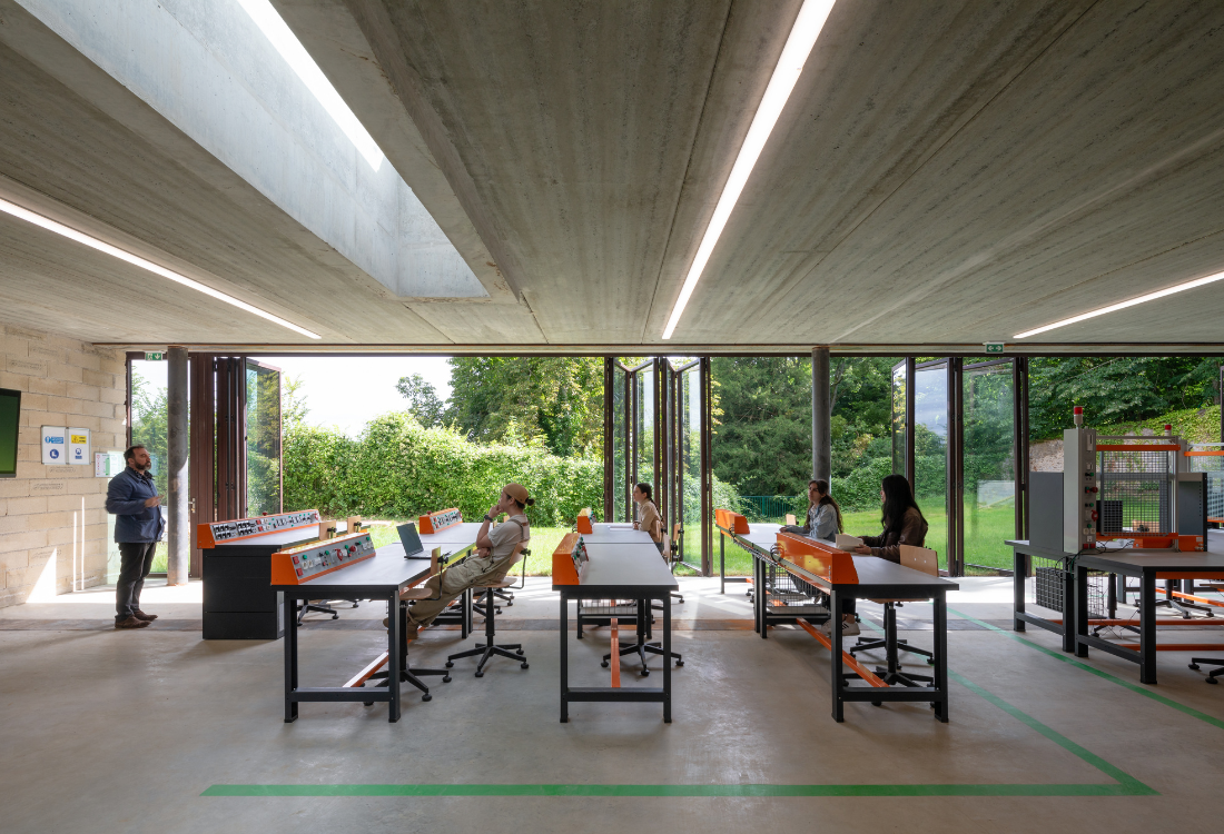 baie accordéon école Solarlux à Meudon