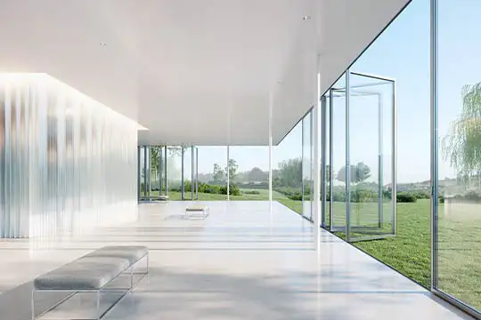 Projet moderne de maison en verre avec baies accordéon Solarlux