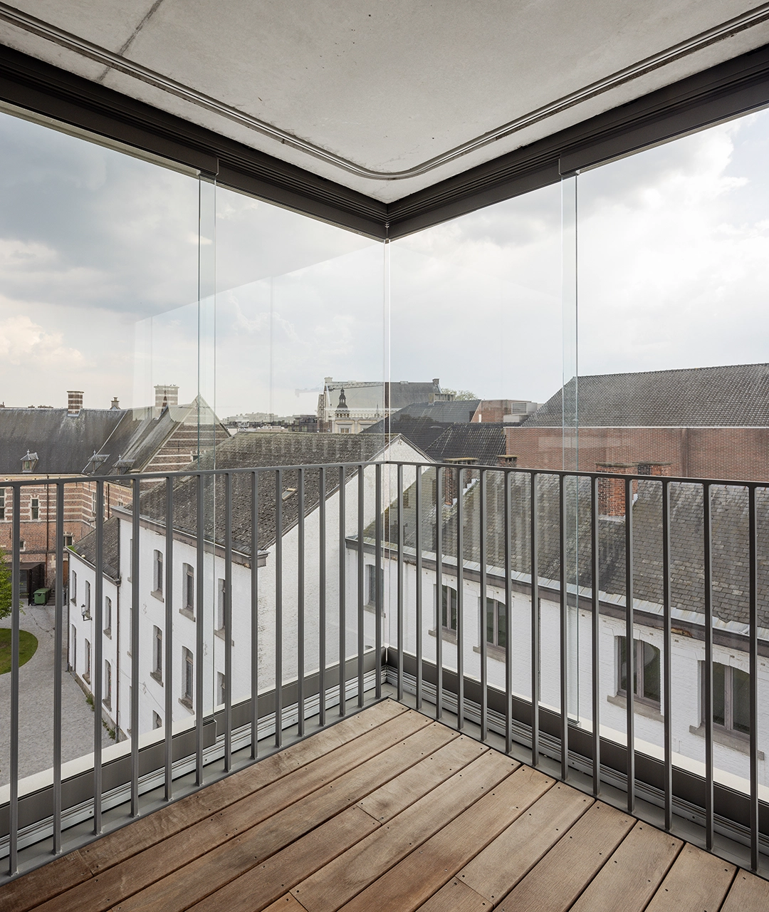 balkonverglasung-winter-garden-tower-hasselt