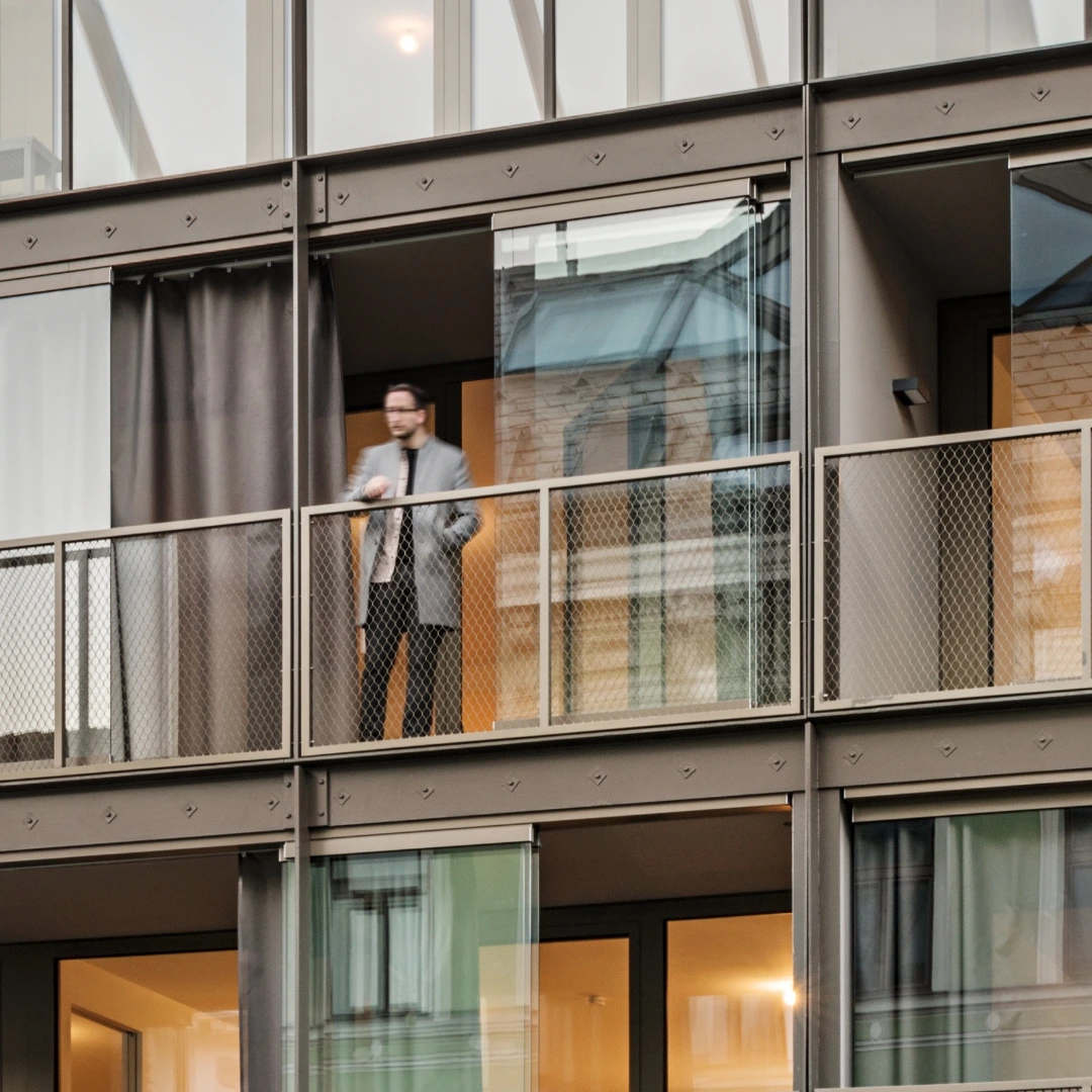 Proline S Mega fermeture d'une façade vitrée