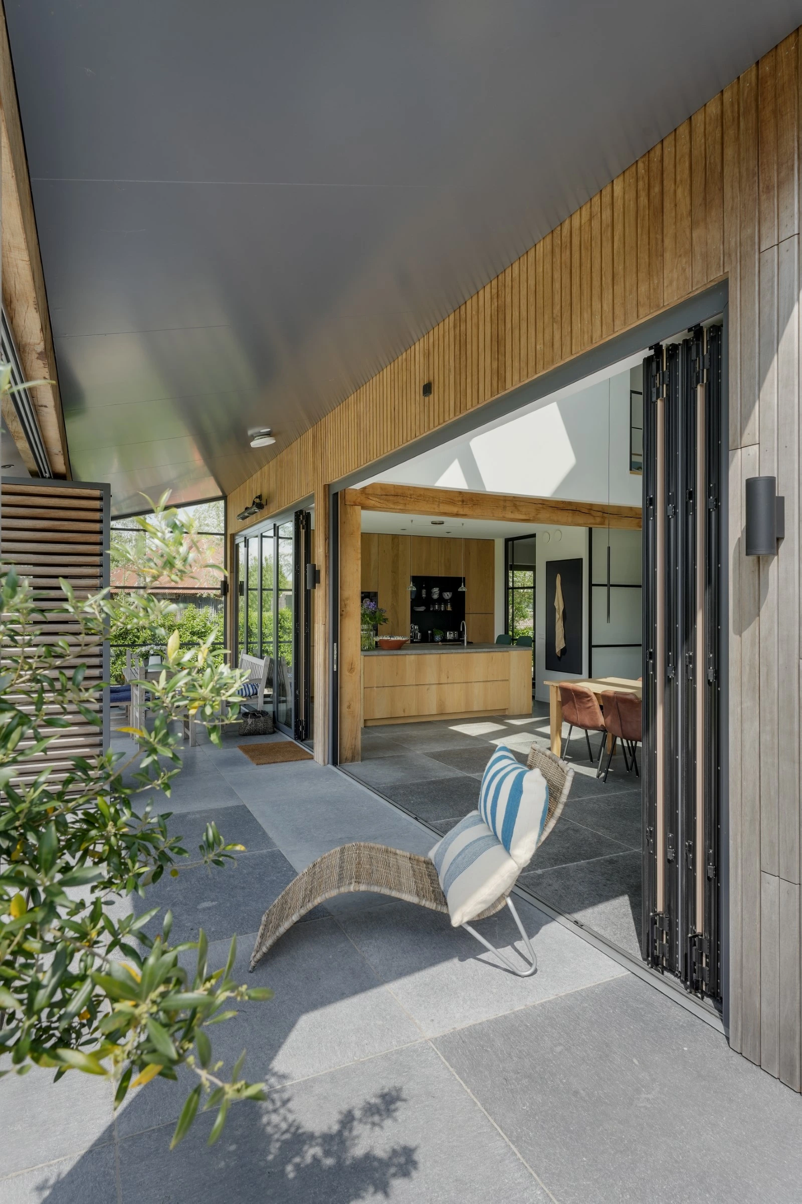 Solarlux Combiline vouwwanden voor een ecologische woning