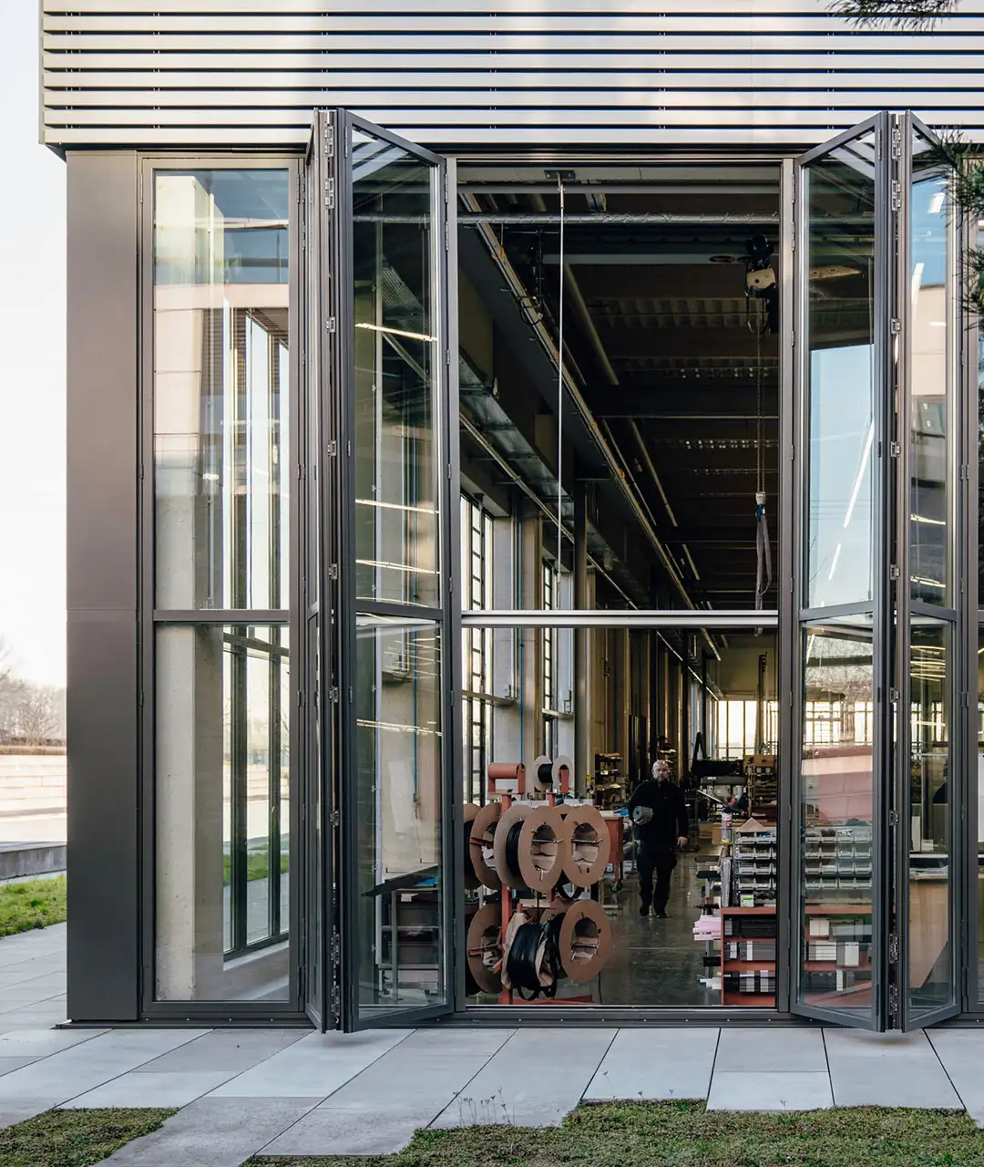 Solarlux Produktion Megaline Fassade Öffnung Tageslicht