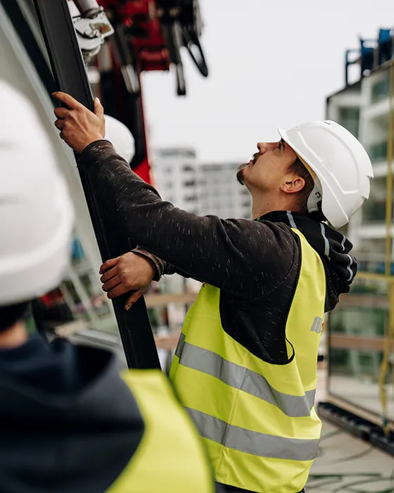 Montage Schiebelemente im Lofthaus durch Solarlux