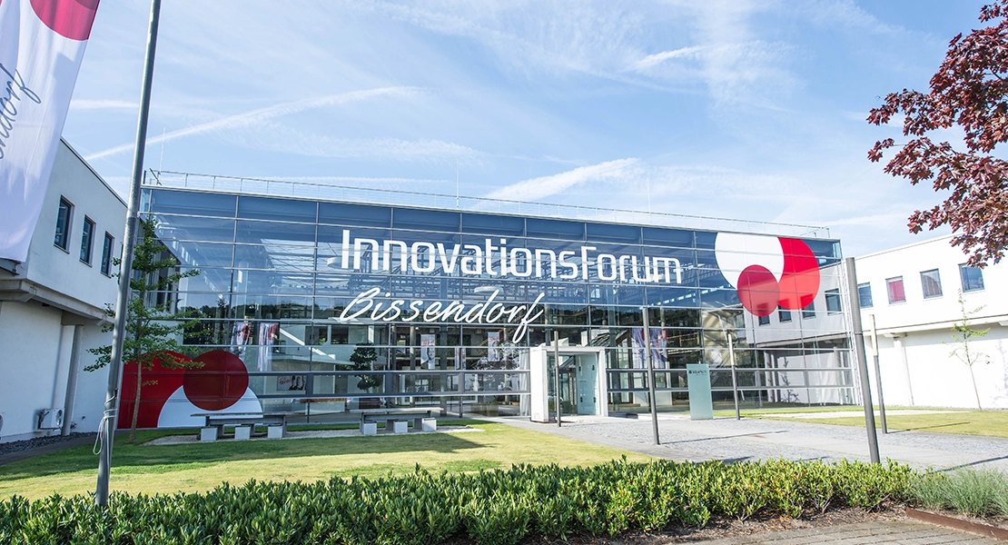 Solarlux erweitert Innovationszentrum Bissendorf