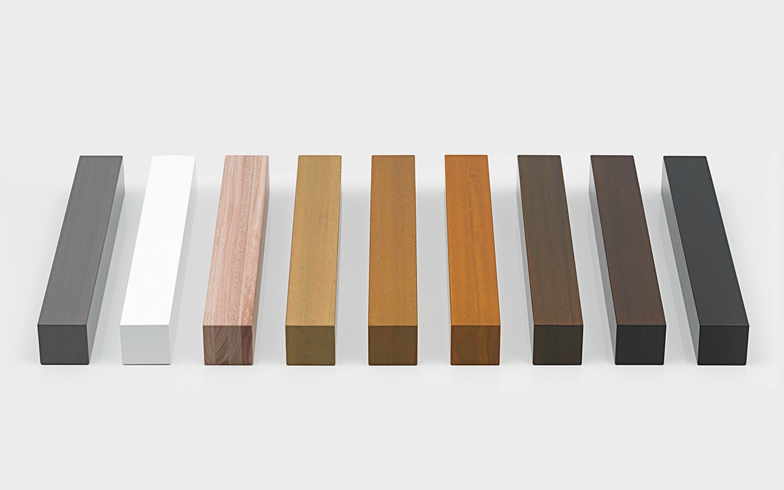 Bois Red Grandis teintes par Solarlux