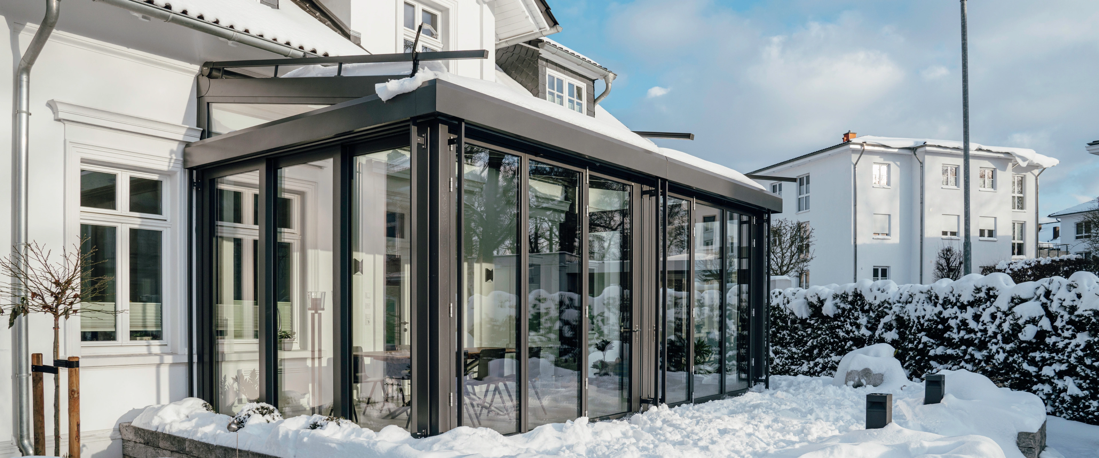 SDL Akzent Plus varmeisoleret vinterhave med glas foldedør