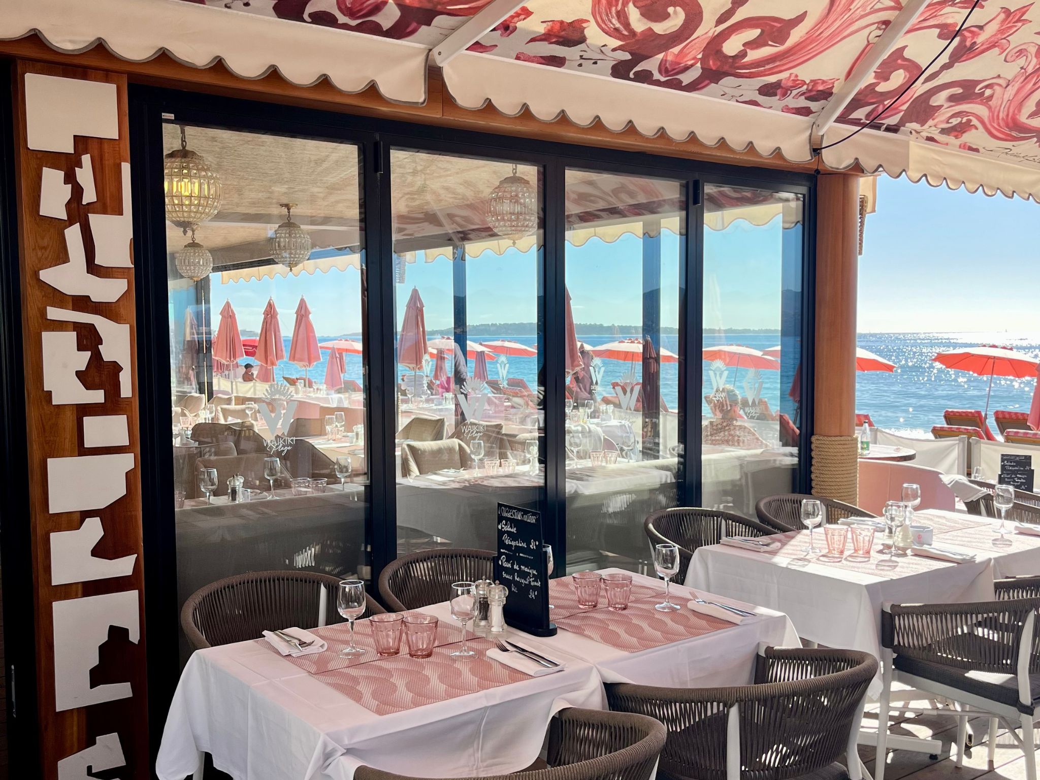 Baie accordéon Waikiki Cannes